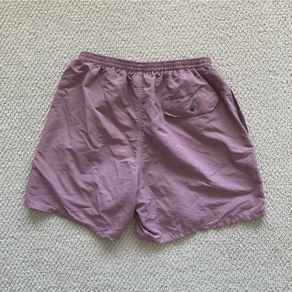 Patagonia Men’s Mauve Pink Swim Trunks Size Small Drawstring 4.5” Unlined EUC